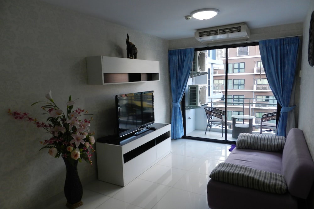 Apartments Alex Group Neocondo Pattaya 79/100