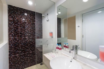 favehotel Kelapa Gading 53/54