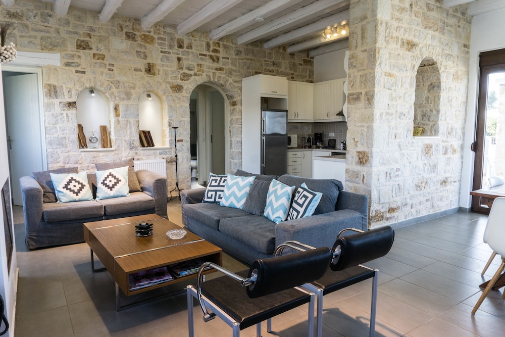 Villa Ikaros 26/50