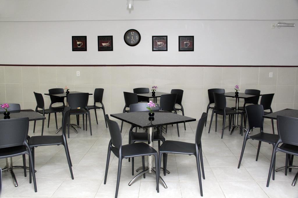 Contagem Centro Hotel 35/42