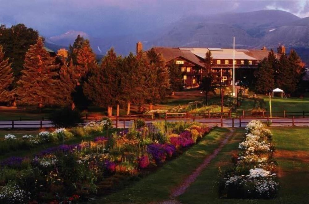 Glacier Park Lodge 32/46