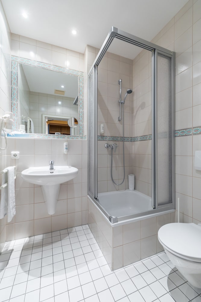 GALERIE HOTEL LEIPZIGER HOF 5/31