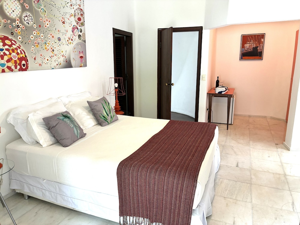 LARANJA, DELUXE, DOUBLE BED