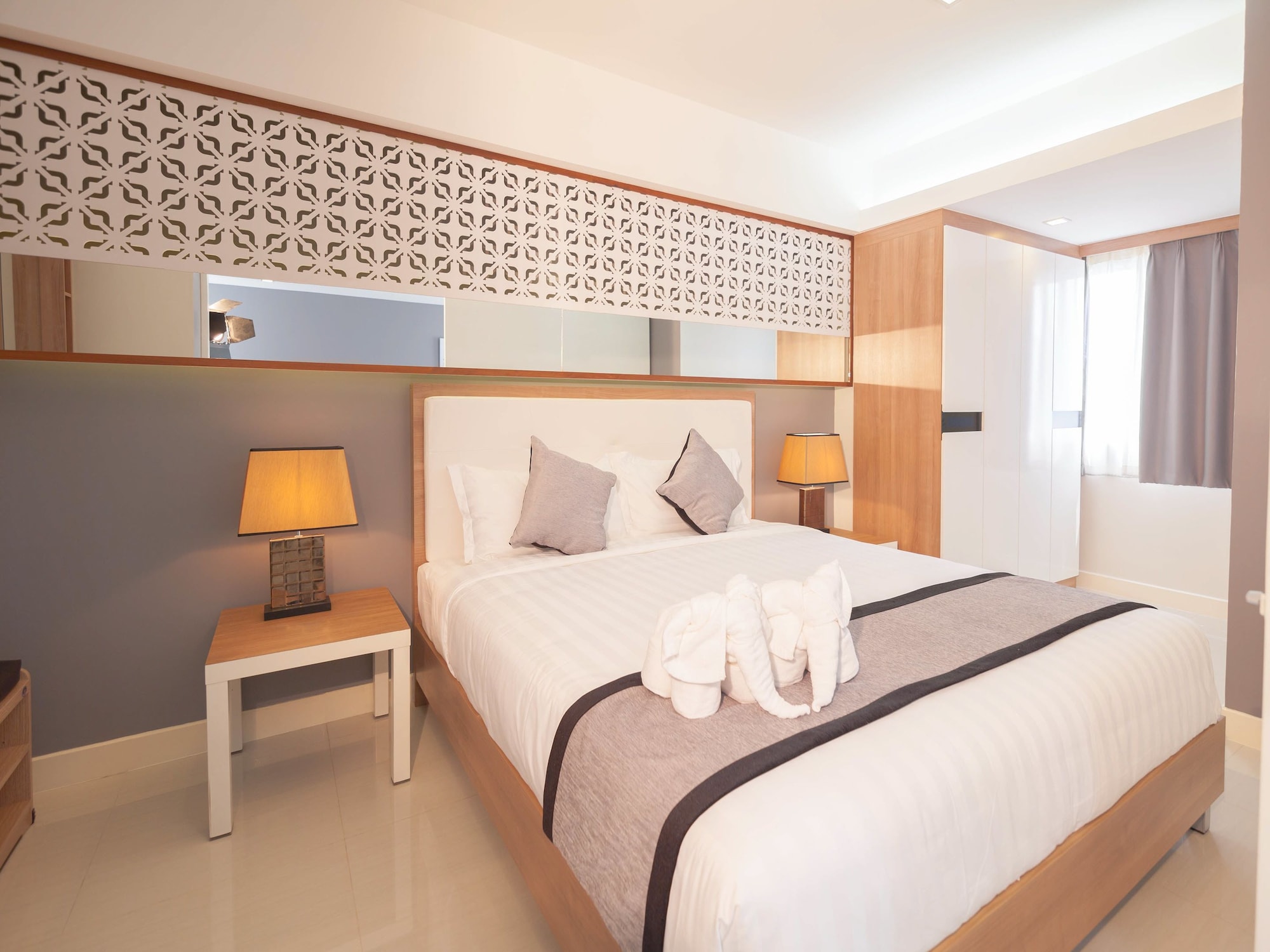 1 BEDROOM, JUNIOR SUITE