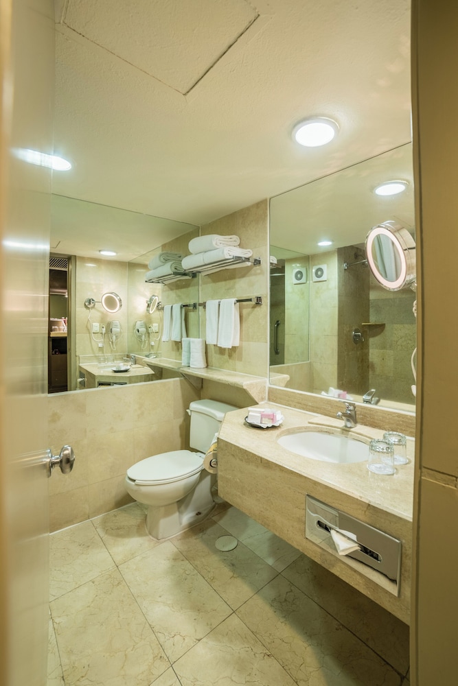 غرفة قياسية بسرير كينج، Holiday Inn GUADALAJARA EXPO 8/9