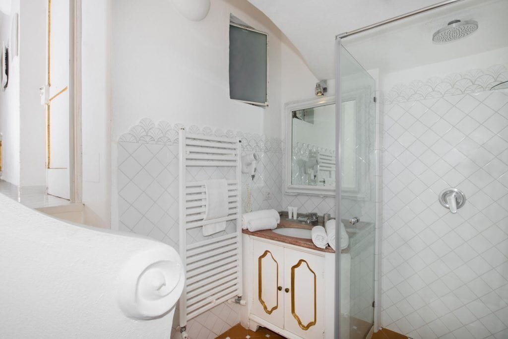 ROOM, DOUBLE BED, SEA VIEW, JETTED TUB, TERRACE
