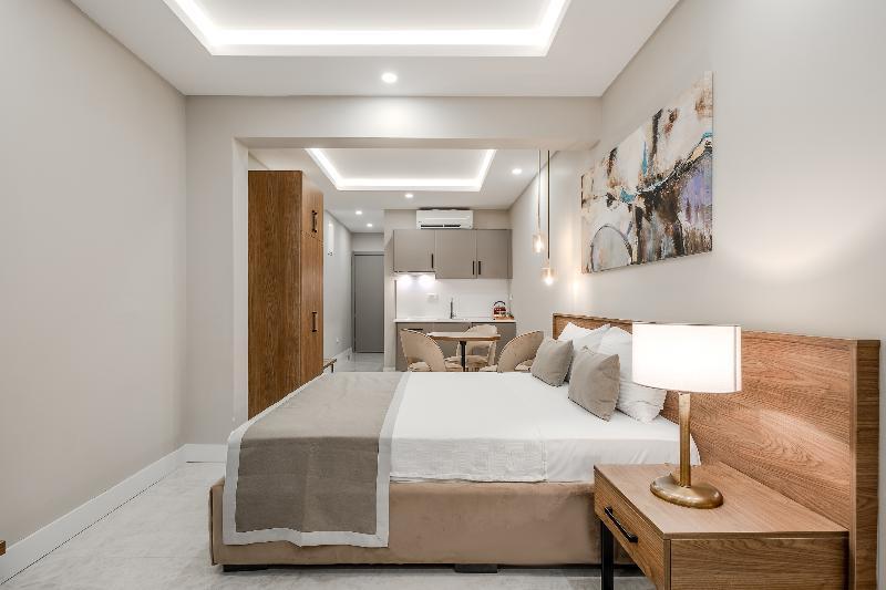 Room, Triple, Double Bed, Pool Access