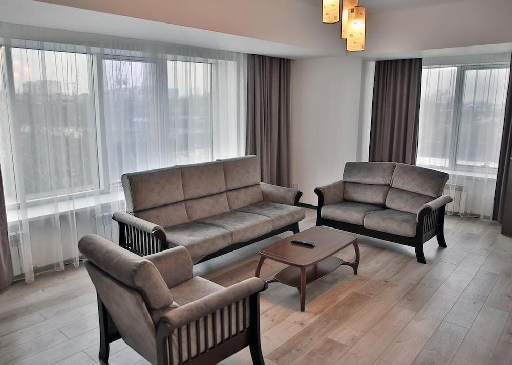 Astra Hotel 25/41
