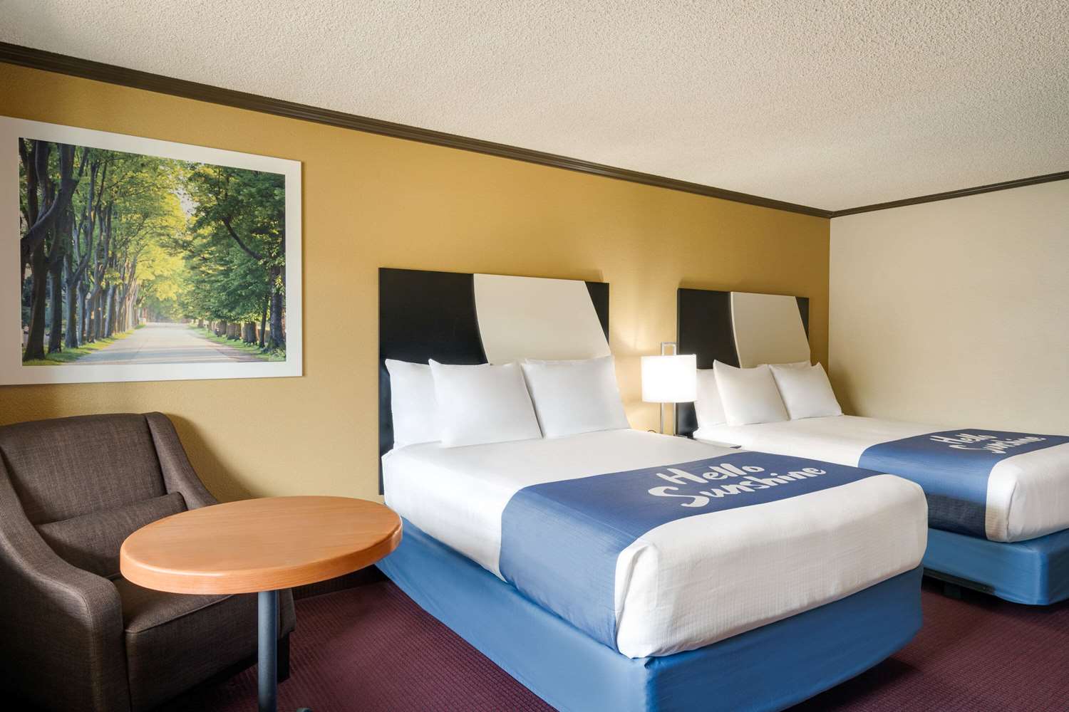 Days Inn by Wyndham Bend 11/49