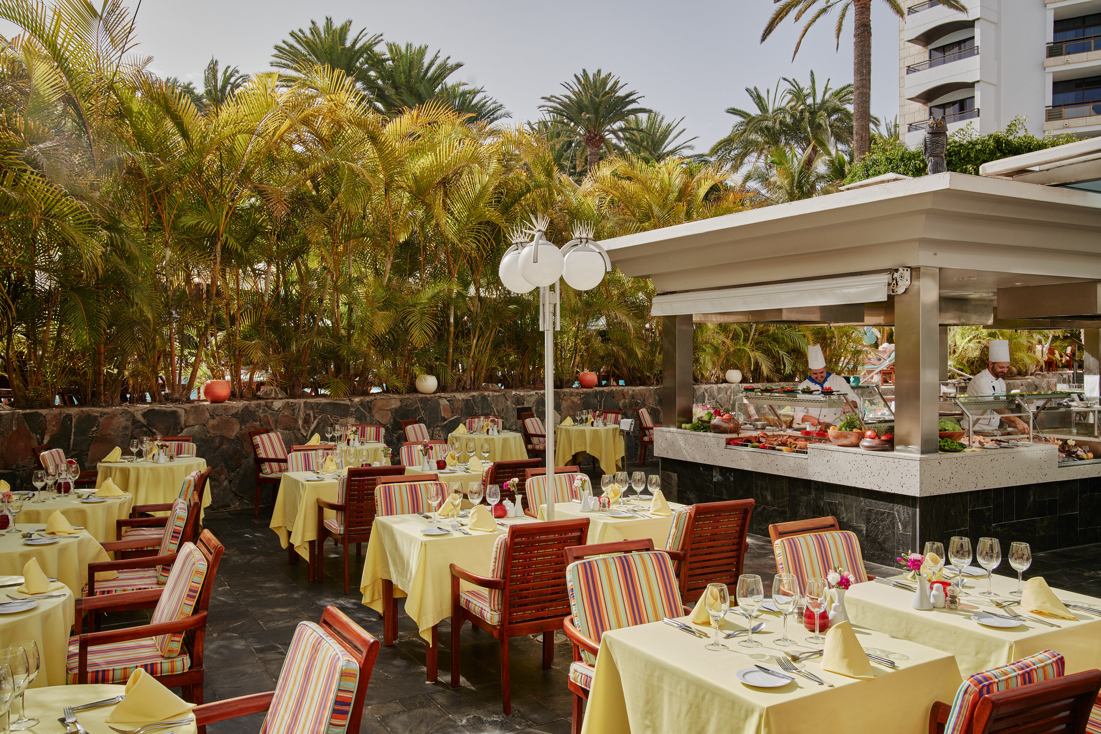 Seaside Palm Beach 46/60