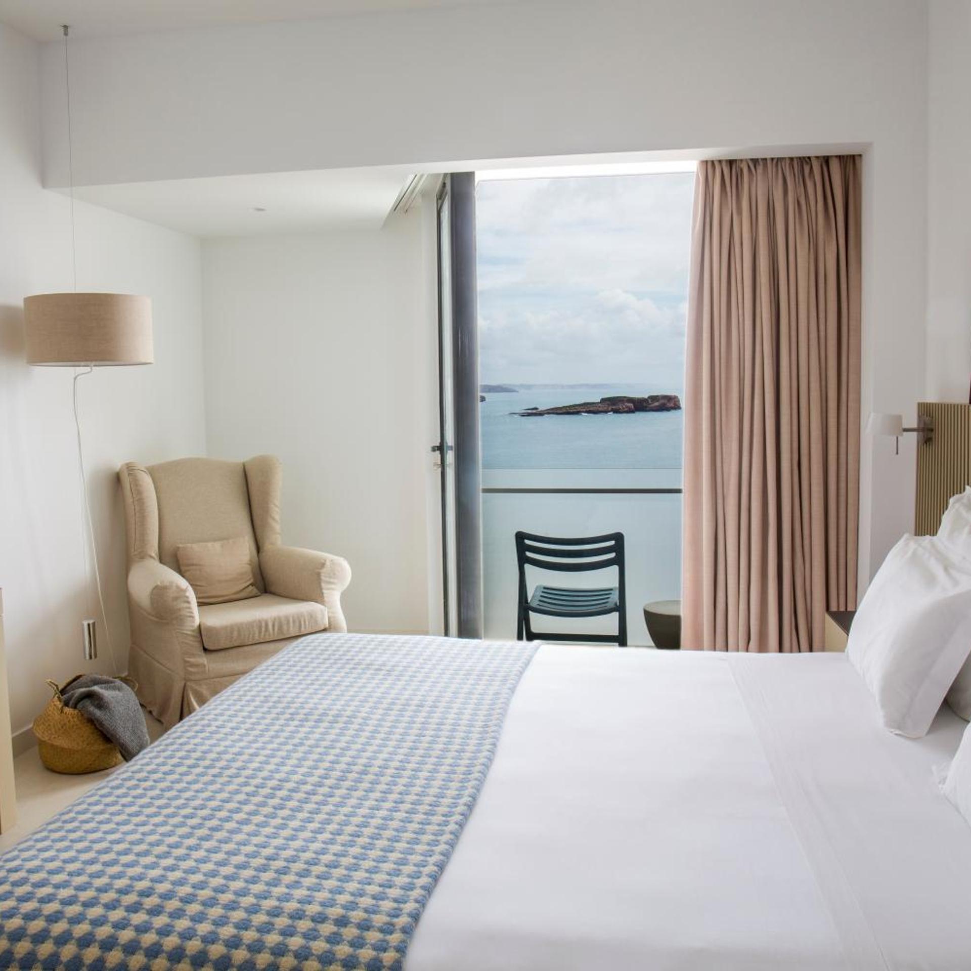 Room, Double Bed, Sea Front