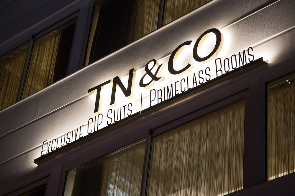 Tn&Co Hotel 2/27