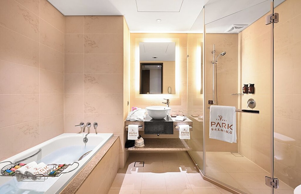 Park Taipei Hotel 77/77