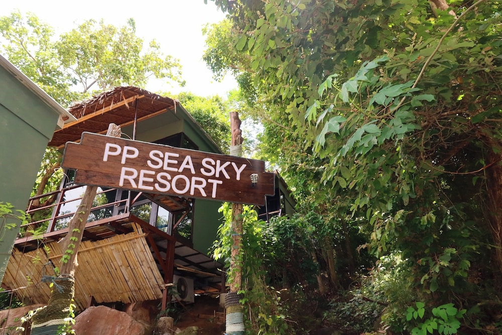 PHI PHI SEA SKY RESORT 10/66