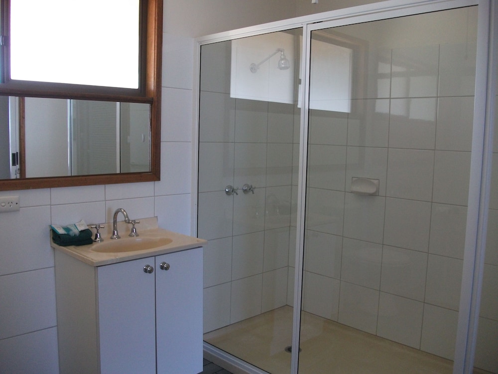Gum Tree Caravan Park 24/24