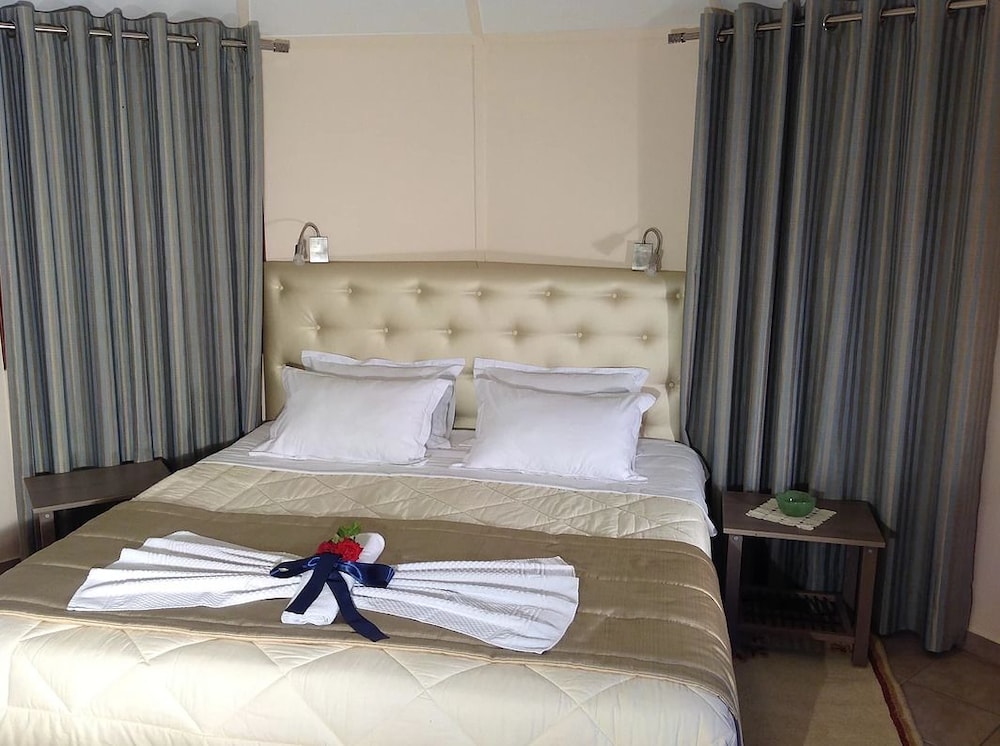 Chrissa Camping Rooms & Bungalows 10/33
