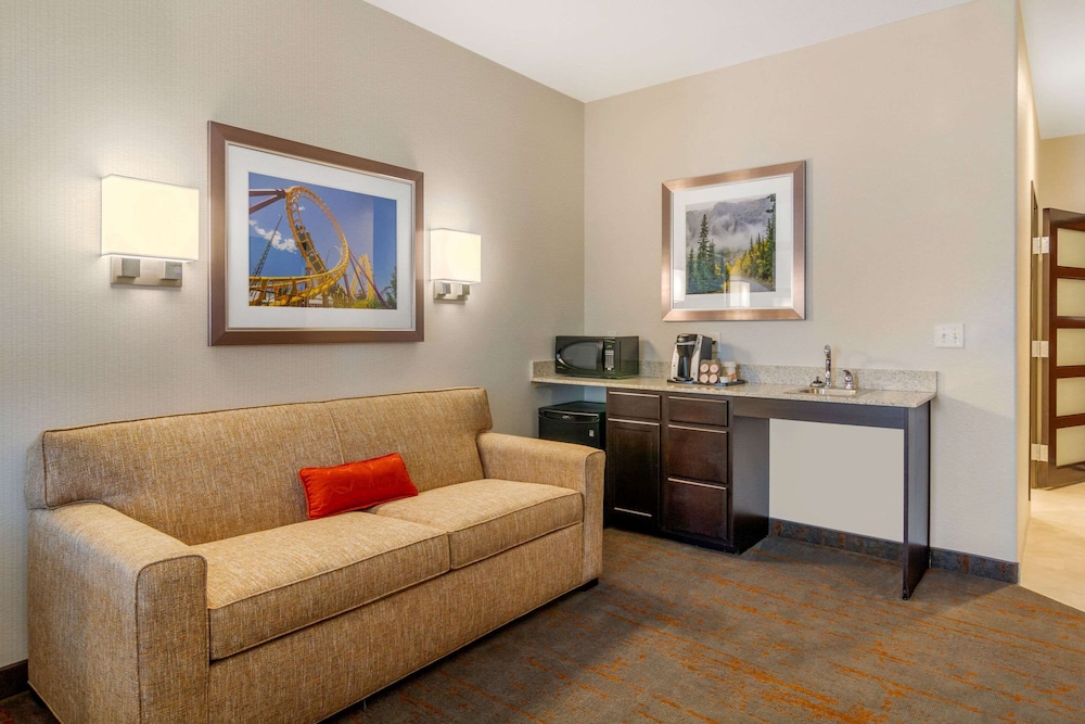 Comfort Inn and Suites Brighton Denver NE Medical Center 21/34