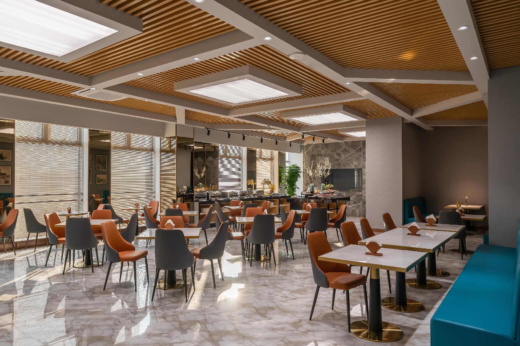 Rezen Dong Hotel (Shanghai Anting Metro Station) 36/41
