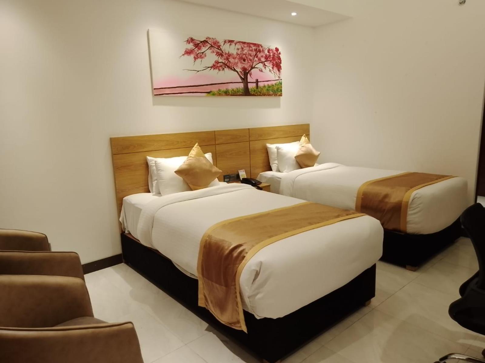 Hotel X Rajshahi 30/45