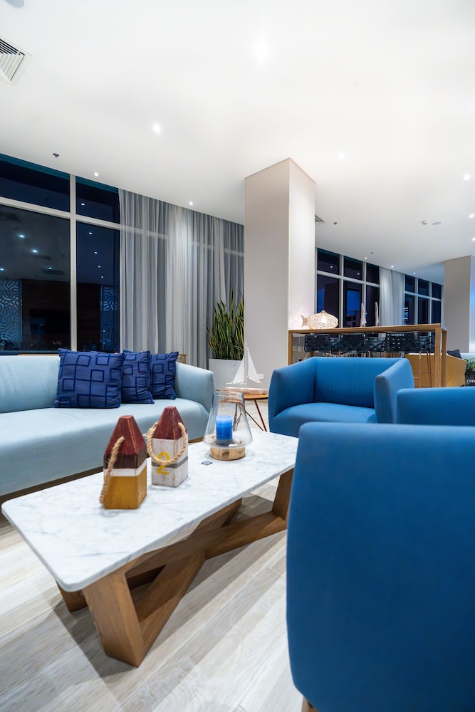Aquamare Hotel 34/50