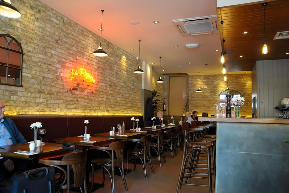Kings Cross Inn Hotel 45/46