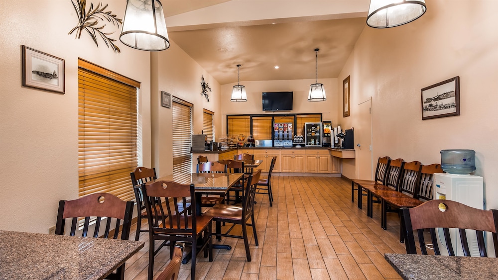 Best Western Sawmill Inn 28/31