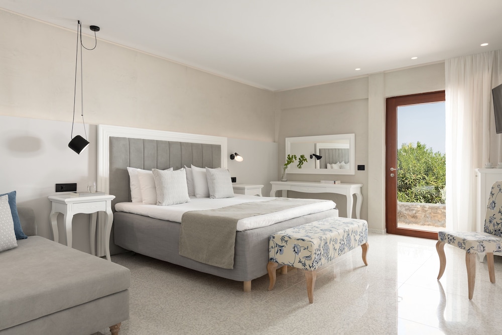 Ikaros Beach Luxury Resort and Spa - Adults Only 17/47