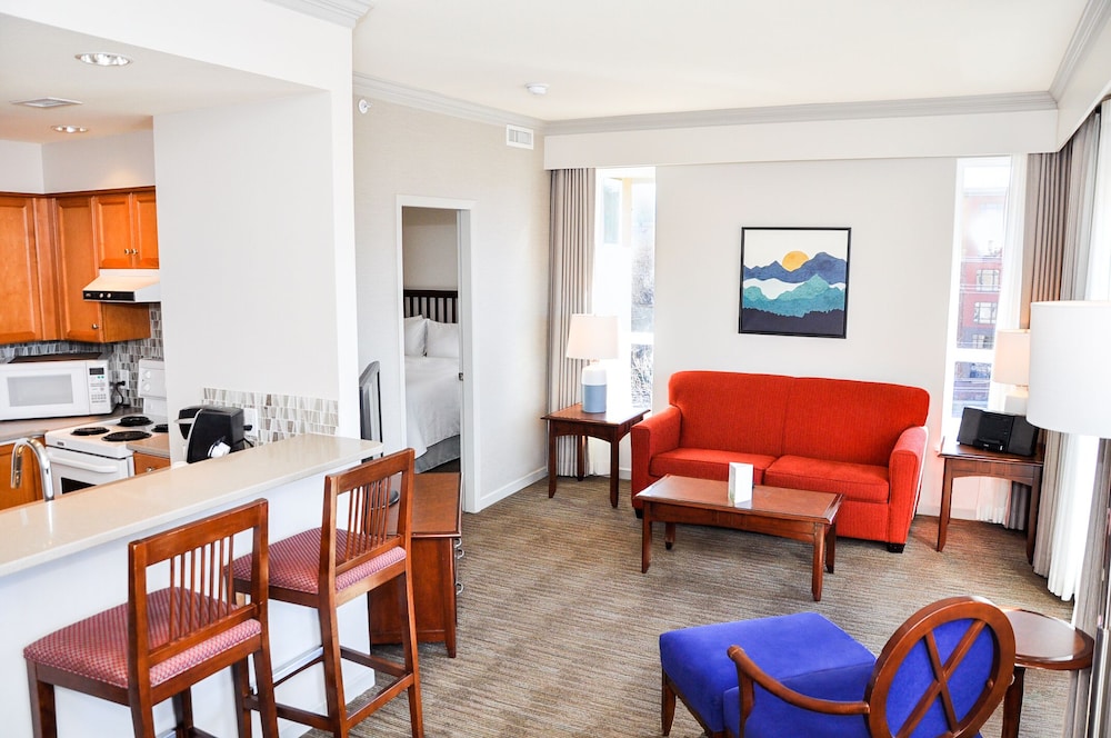 Manteo Resort Waterfront Hotel Villas 40/70