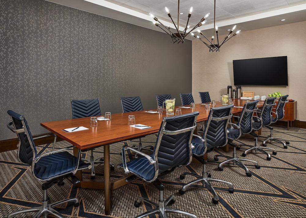 Hyatt Place Pena Station/Denver Airport 50/57