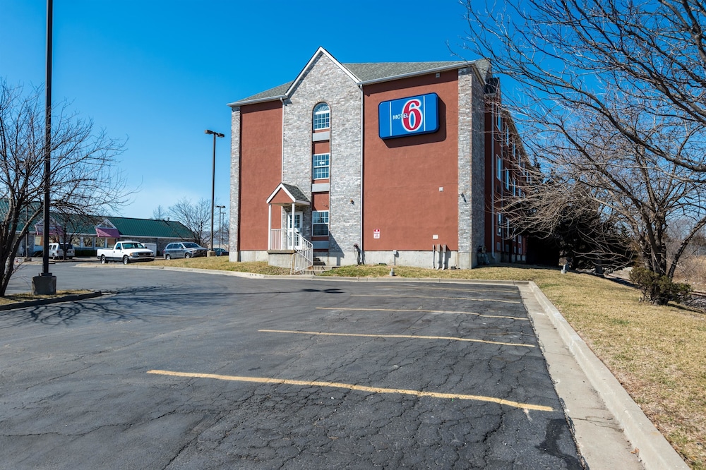Motel6 Olathe, KS in OLATHE - KS