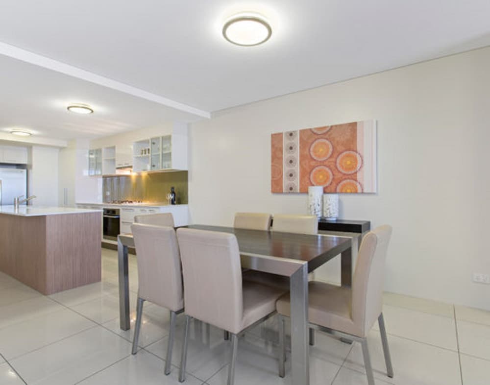 Cbd Luxury Accommodation 22/28