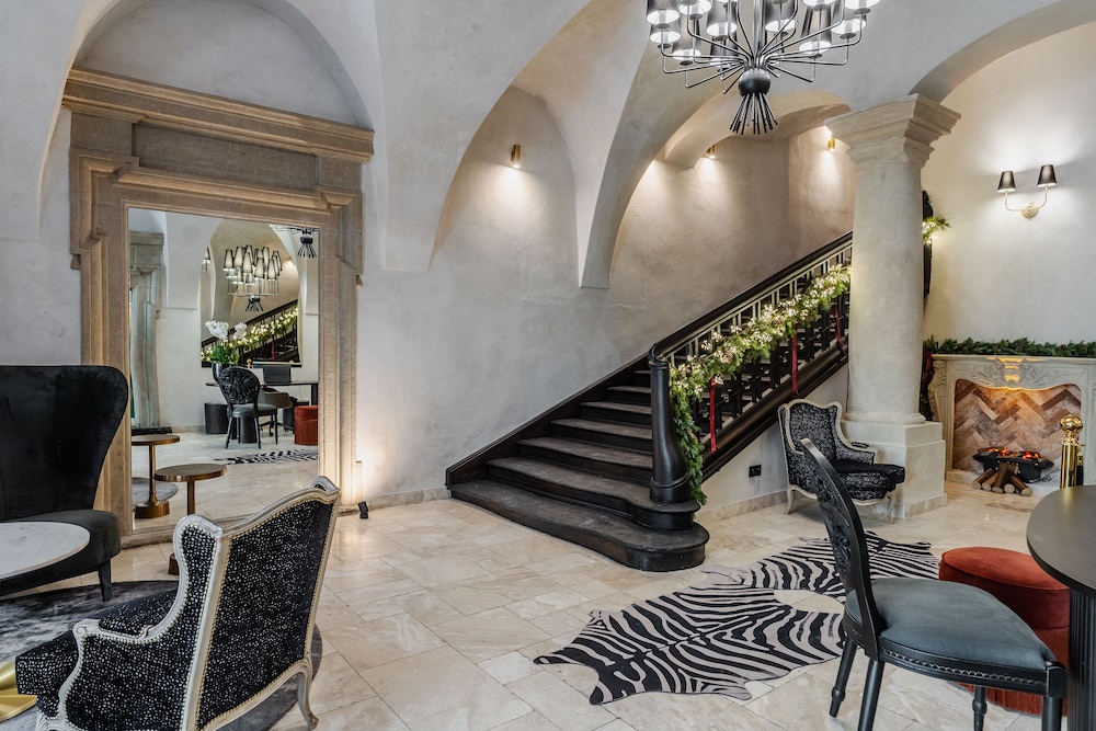 Lobby at Hotel Unicus Palace, KRAKOW