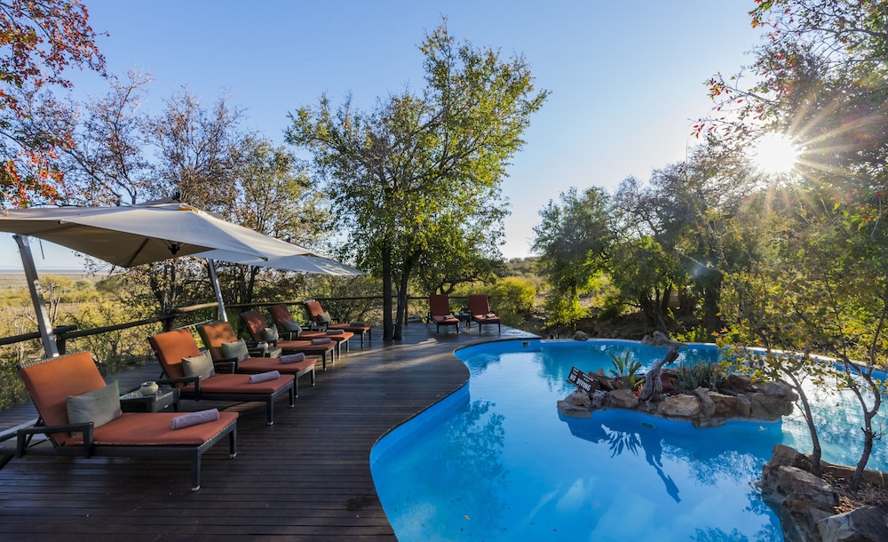 Impodimo Game Lodge 30/32