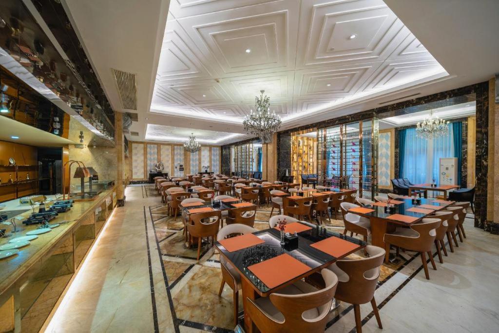 Country Garden Phoenix City Hotel Jurong 34/42