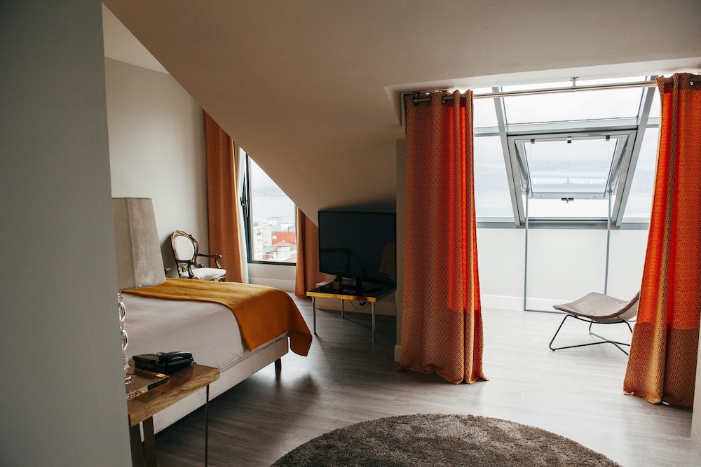 Hotel Art Santander 35/67