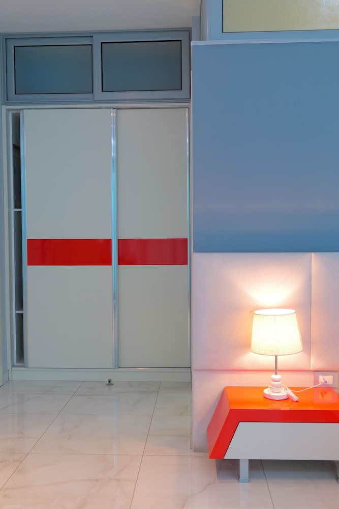 Oceanic Overview Suites 9/50