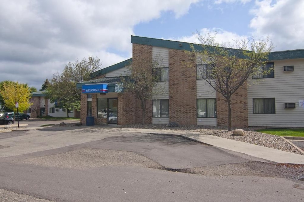 Motel6 Lakeville, MN - South - Lakeville 42/59