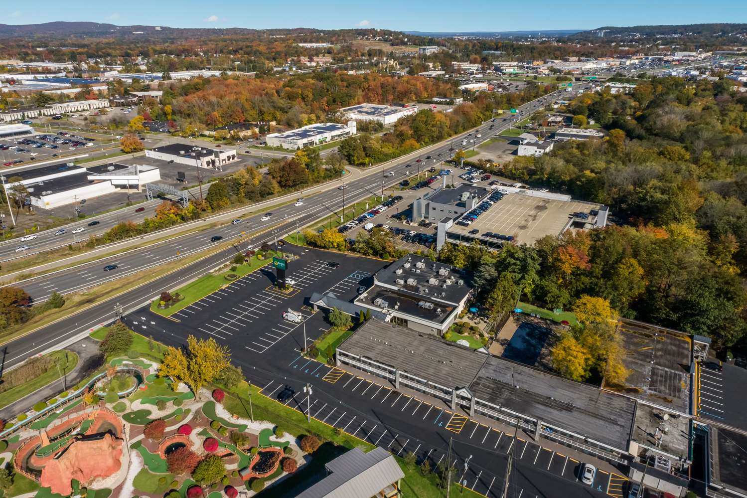 Quality Inn Wayne - Fairfield Area 36/36