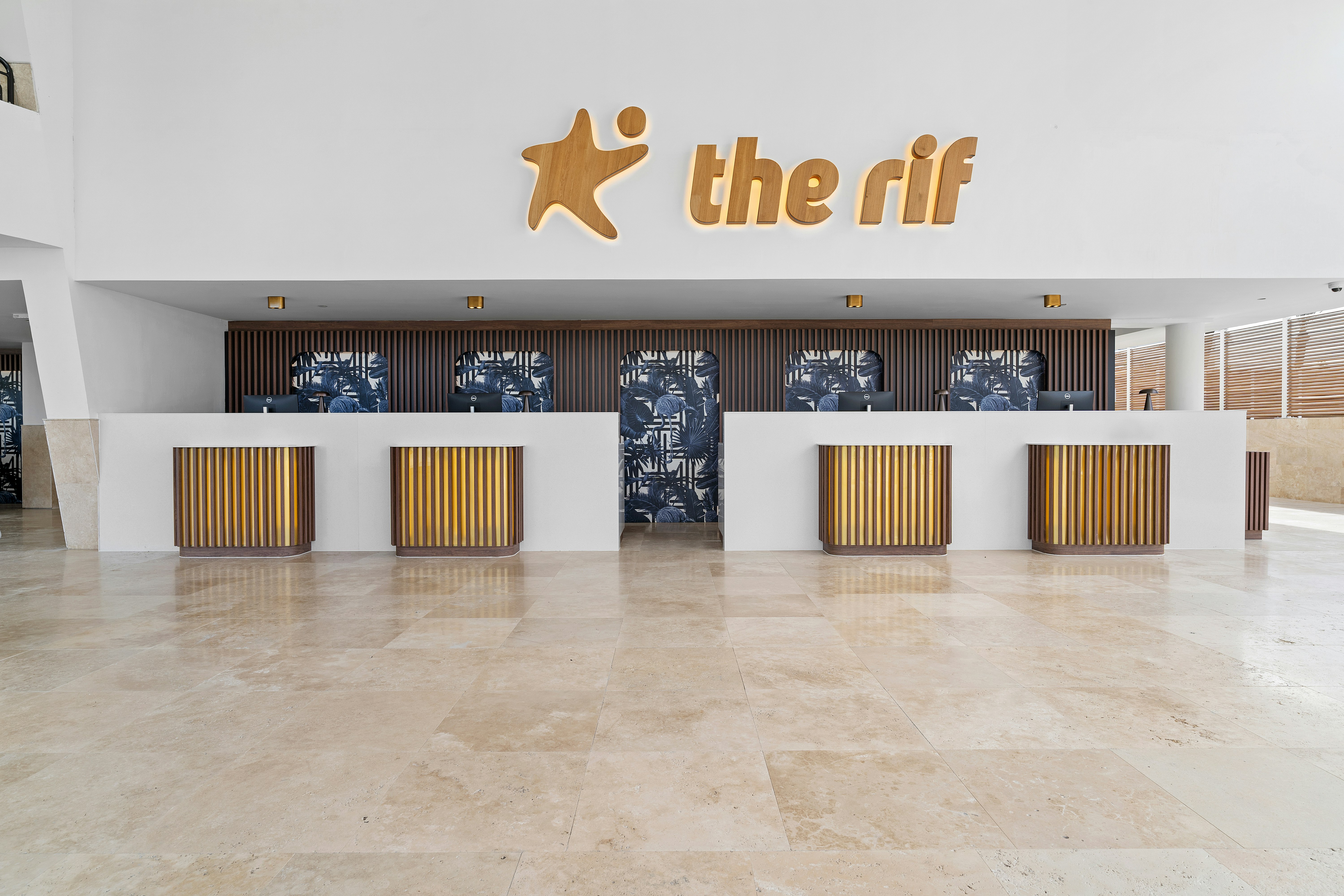 The Rif at Mangrove Beach Corendon Curacao All-Inclusive, Curio by Hilton 12/76