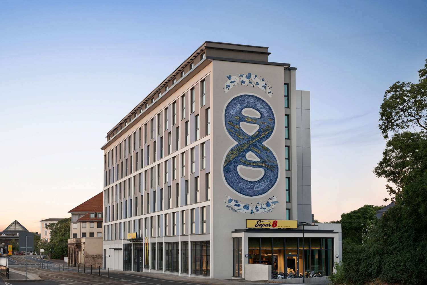 Super 8 By Wyndham Dresden in DRESDEN