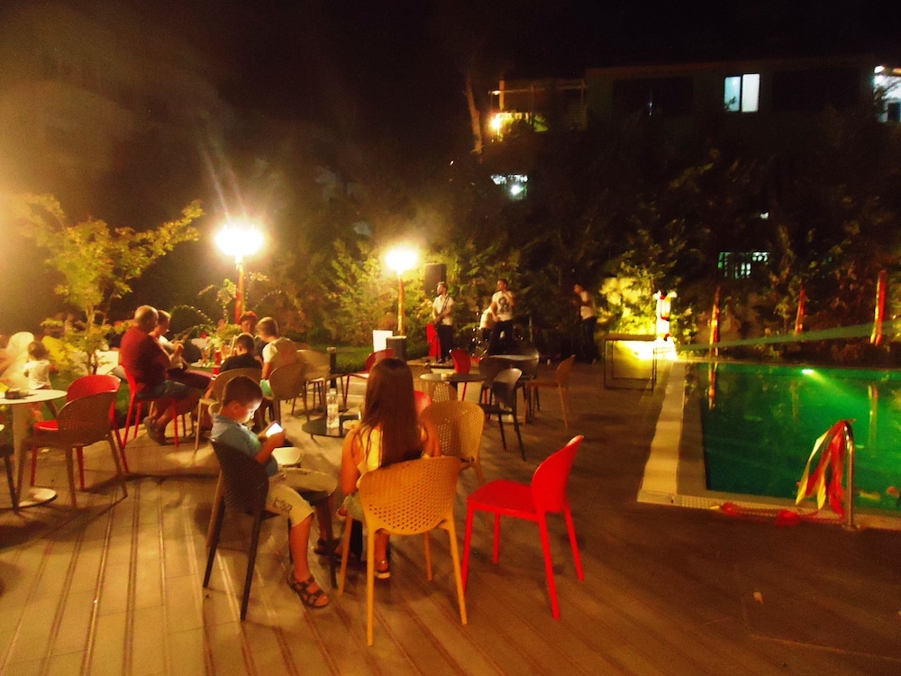 Sandy Beach Resort 60/74