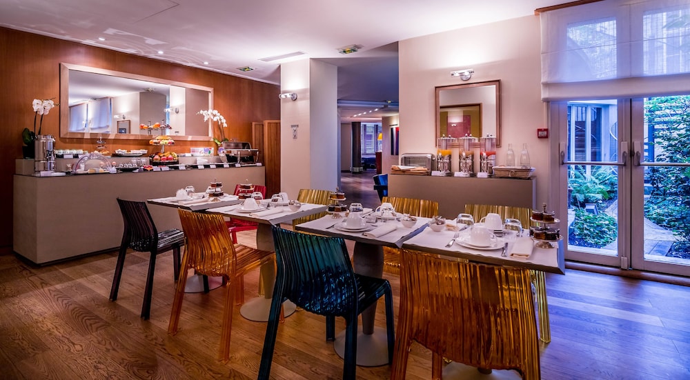 Hotel Pergolese - Paris Champs Elysees 60/70