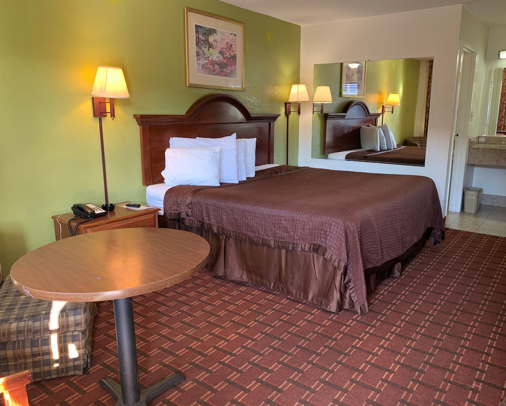 Regency Inn 30/49