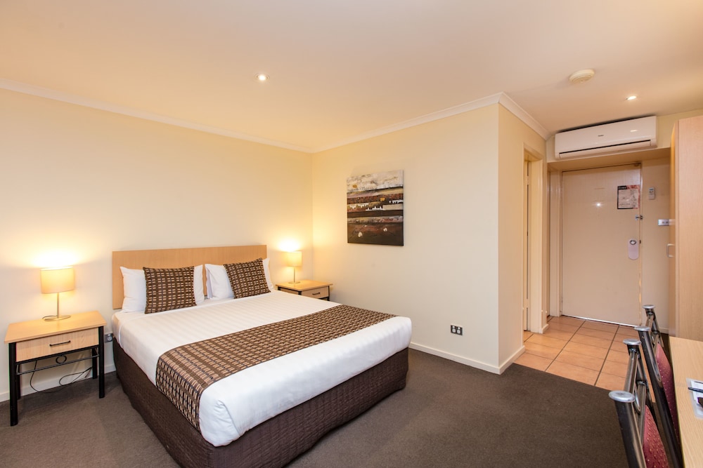 MILDURA INLANDER RESORT 11/40