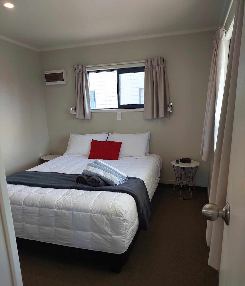 All Seasons Holiday Park 8/50