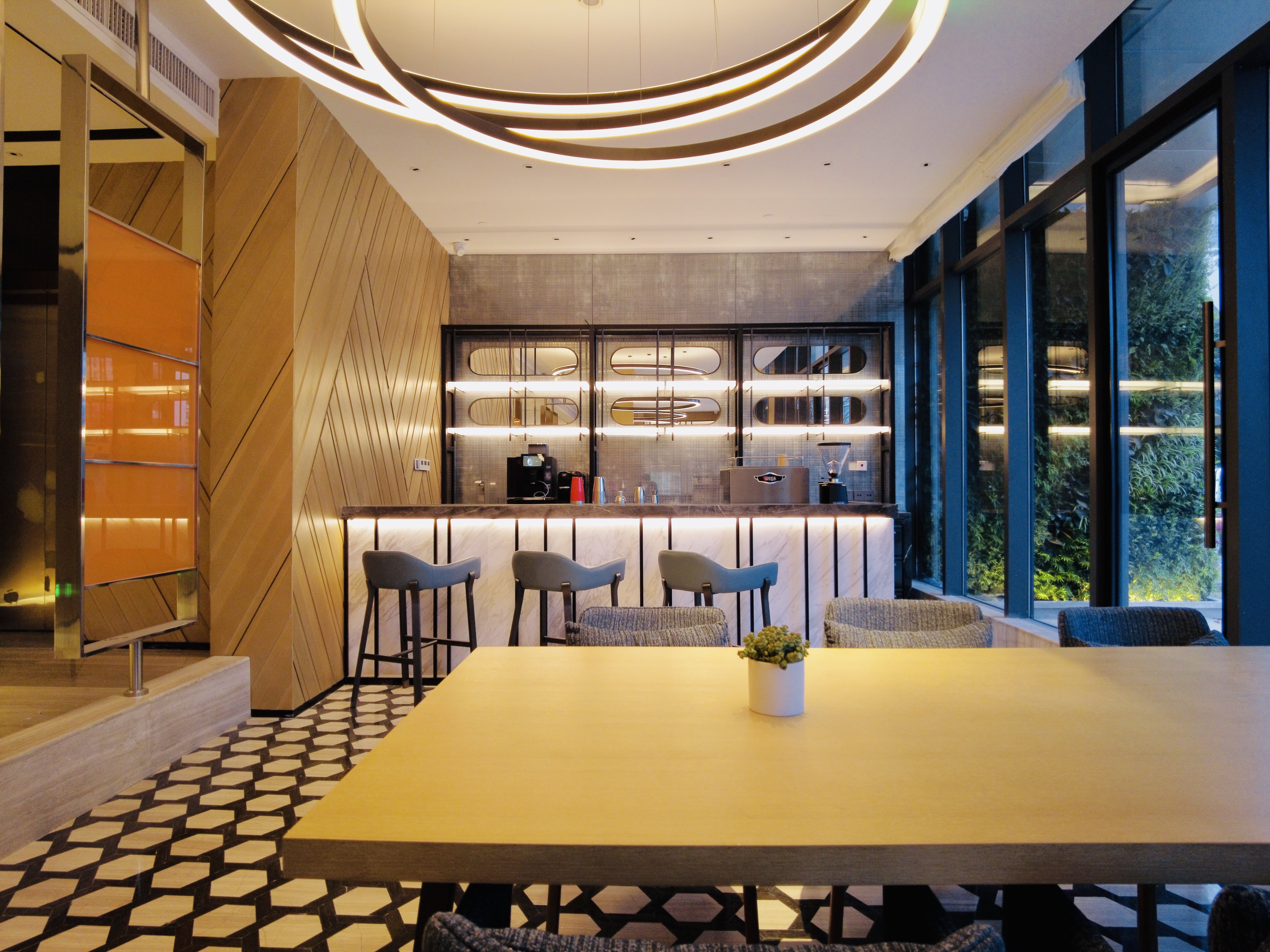 Even Hotels Shenzhen Nanshan 48/76