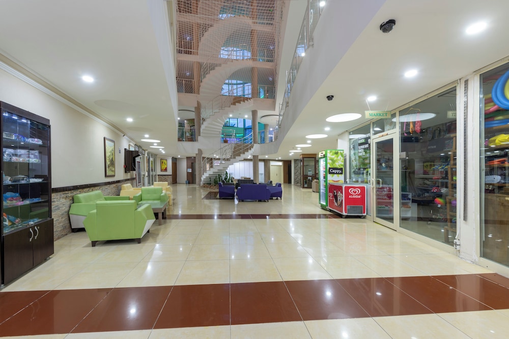 Lims Bona Dea Beach Hotel 52/67