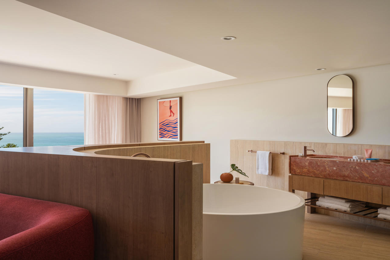 Avani Mooloolaba Beach Hotel 10/116