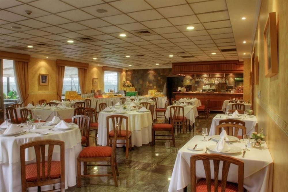 restaurant-cafeteria