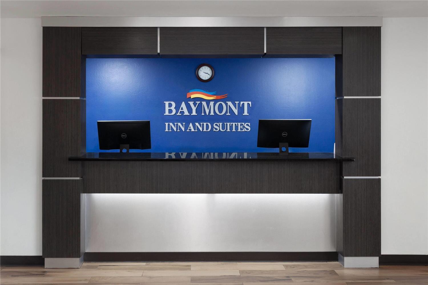 Baymont By Wyndham Green Bay 6/34
